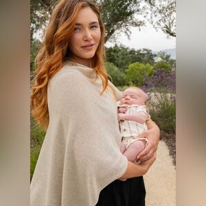 We are Amma nursing cover